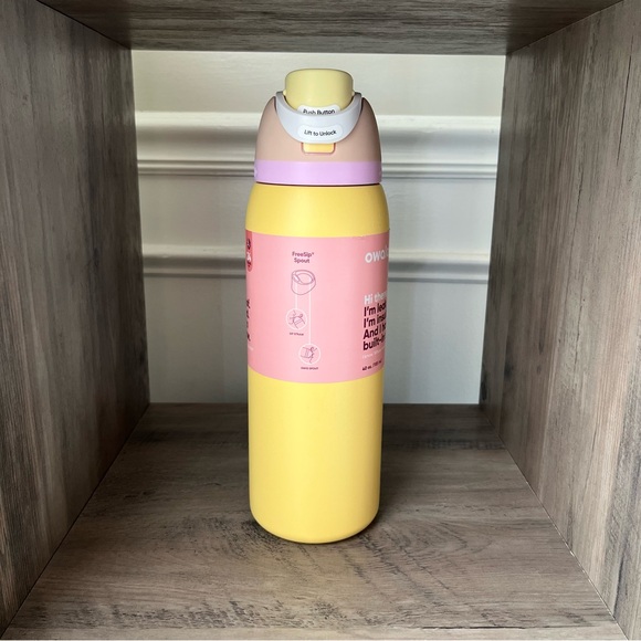 Owala Spring Fling 40oz Freesip Water Bottle - Picture 2 of 5